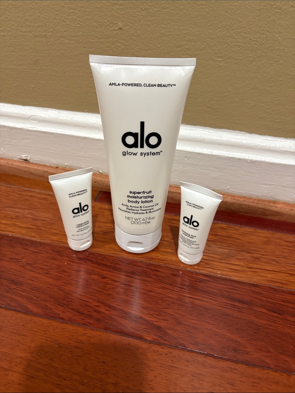 ALO Yoga White Glow System Superfruit Moisturizing Body Lotion Trio